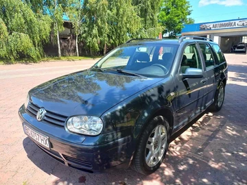 Авто Volkswagen Golf 2000 № 8002252