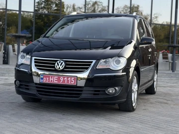 Авто Volkswagen Touran 2009 № 8002261