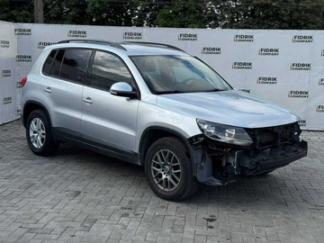 Авто Volkswagen Tiguan 2016 № 8002311