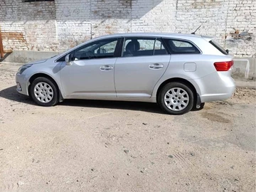 Авто Toyota Avensis 2012 № 8002364