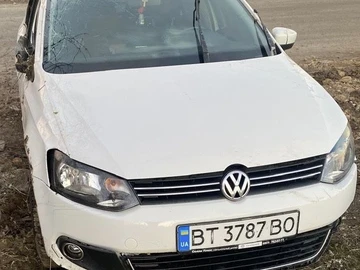 Авто Volkswagen Polo 2012 № 8002486