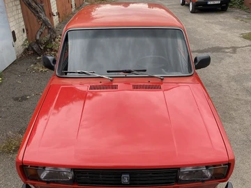 Авто ВАЗ 2105 1992 № 8002487
