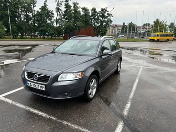 Авто Volvo V50 2012 № 8002557