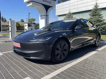 Авто Tesla Model 3 2024 № 8002687
