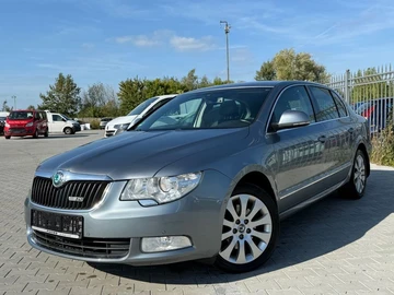 Авто Skoda Superb 2009 № 8002708