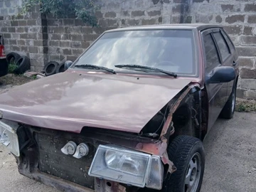 Авто ВАЗ 2109 2000 № 8002756