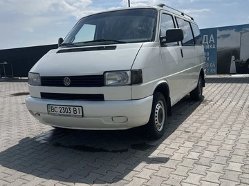 Авто Volkswagen Transporter 2000 № 8002775