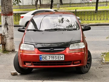 Авто Chevrolet Aveo 2004 № 8002785