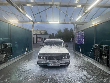 Авто ВАЗ 2107 1990 № 8002786