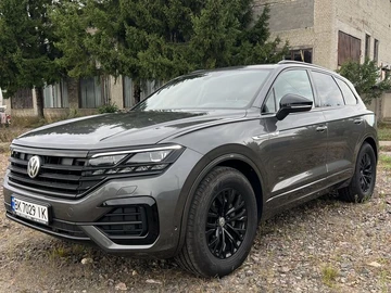 Авто Volkswagen Touareg 2019 № 8002792