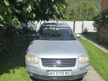 Авто Volkswagen Passat Hatchback 2002 № 8003003