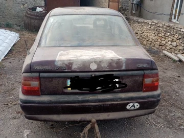 Авто Opel Vectra 1992 № 8003027