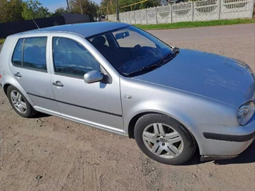 Авто Volkswagen Golf 2002 № 8003052