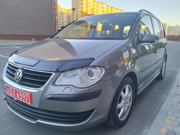 Авто Volkswagen Touran 2007 № 8003062