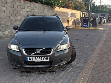 Авто Volvo V50 2008 № 8003256