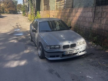 Авто BMW 3 Серия 1995 № 8003310