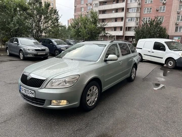 Авто Skoda Octavia 2009 № 8003666
