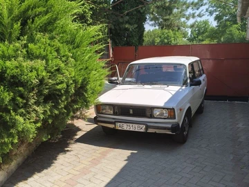 Авто ВАЗ 2104 1997 № 8003743