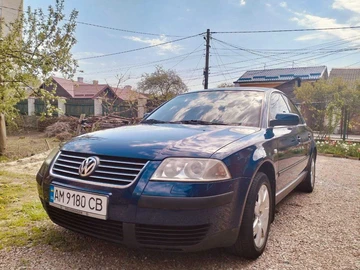 Авто Volkswagen Passat Sedan 2001 № 8004024