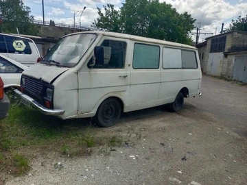 Авто РАФ 2203 1992 № 8004131