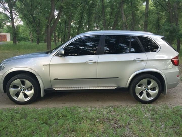 Авто BMW X5 2010 № 8004173