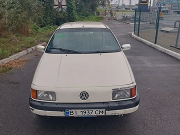 Авто Volkswagen Passat Sedan 1988 № 8004178