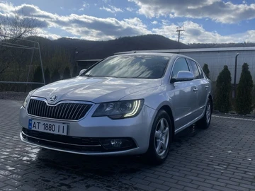 Авто Skoda Superb 2013 № 8004530