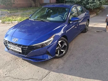 Авто Hyundai Elantra 2023 № 8004562
