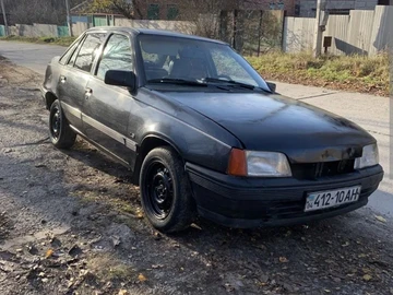 Авто Opel Kadett 1991 № 8004567