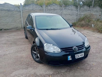 Авто Volkswagen Golf 2005 № 8004576