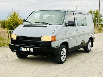 Авто Volkswagen Transporter 2000 № 8004969