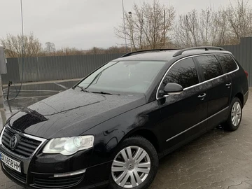 Авто Volkswagen Passat Variant 2009 № 8005027