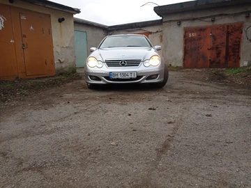 Авто Mercedes C Серия 2005 № 8005049