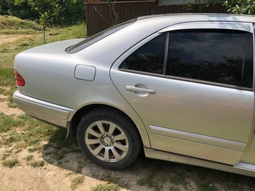 Авто Mercedes 220 1999 № 8005499