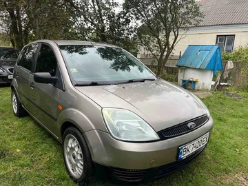 Авто Ford Fiesta 2003 № 8005513