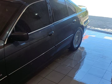 Авто BMW 5 Серия 2000 № 8005523