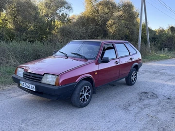 Авто ВАЗ 2109 1992 № 8005804