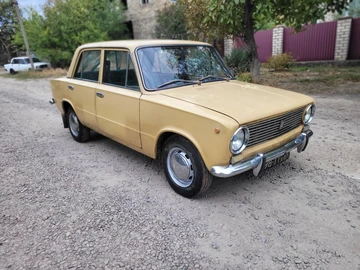 Авто ВАЗ 2101 1987 № 8005871