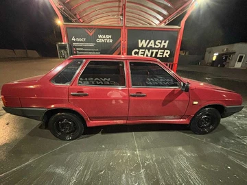 Авто ВАЗ 21099 1993 № 8005933