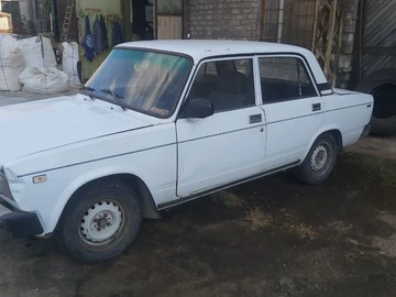 Авто ВАЗ 2105 2001 № 8006044