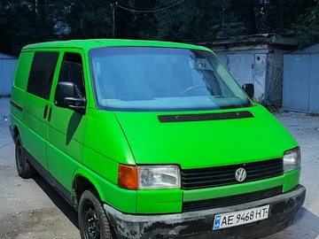 Авто Volkswagen Transporter 1992 № 8006064