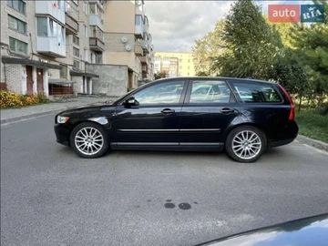 Авто Volvo V50 2010 № 8006112