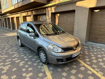 Авто Nissan Tiida 2008 № 8006072