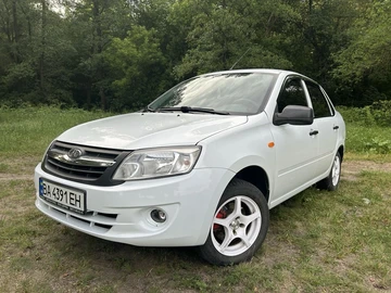 Авто ВАЗ Granta 2013 № 8006134