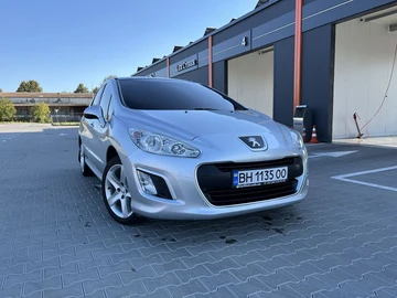 Авто Peugeot 308 2011 № 8006149
