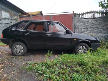 Авто ВАЗ 2109 1993 № 8006156