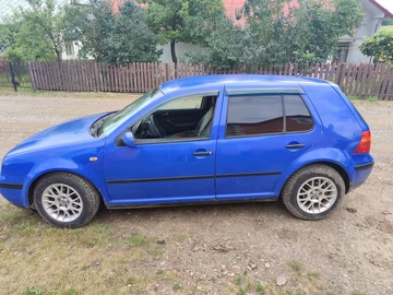 Авто Volkswagen Golf 1999 № 8006299