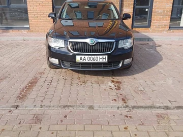 Авто Skoda Superb 2011 № 8006311