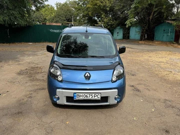 Авто Renault Kangoo Passenger 2011 № 8006615