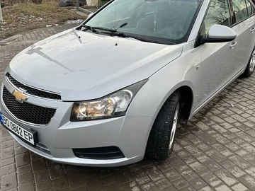 Авто Chevrolet Cruze 2009 № 8006651